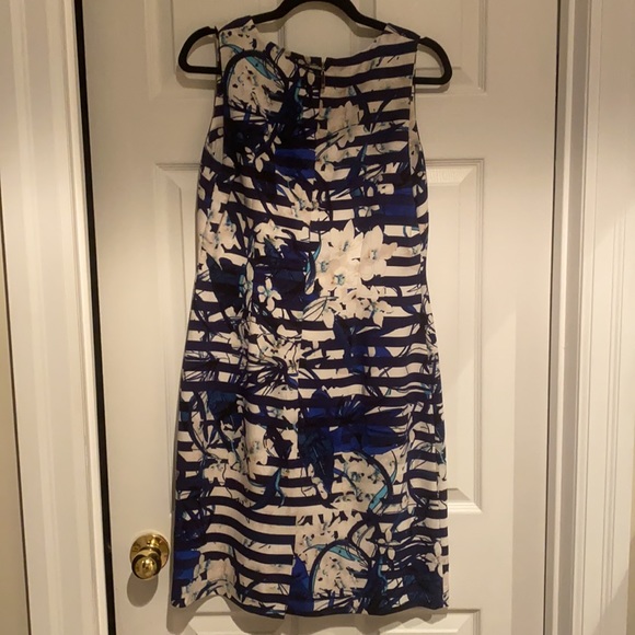 Ivanka Trump dress - Picture 4 of 4